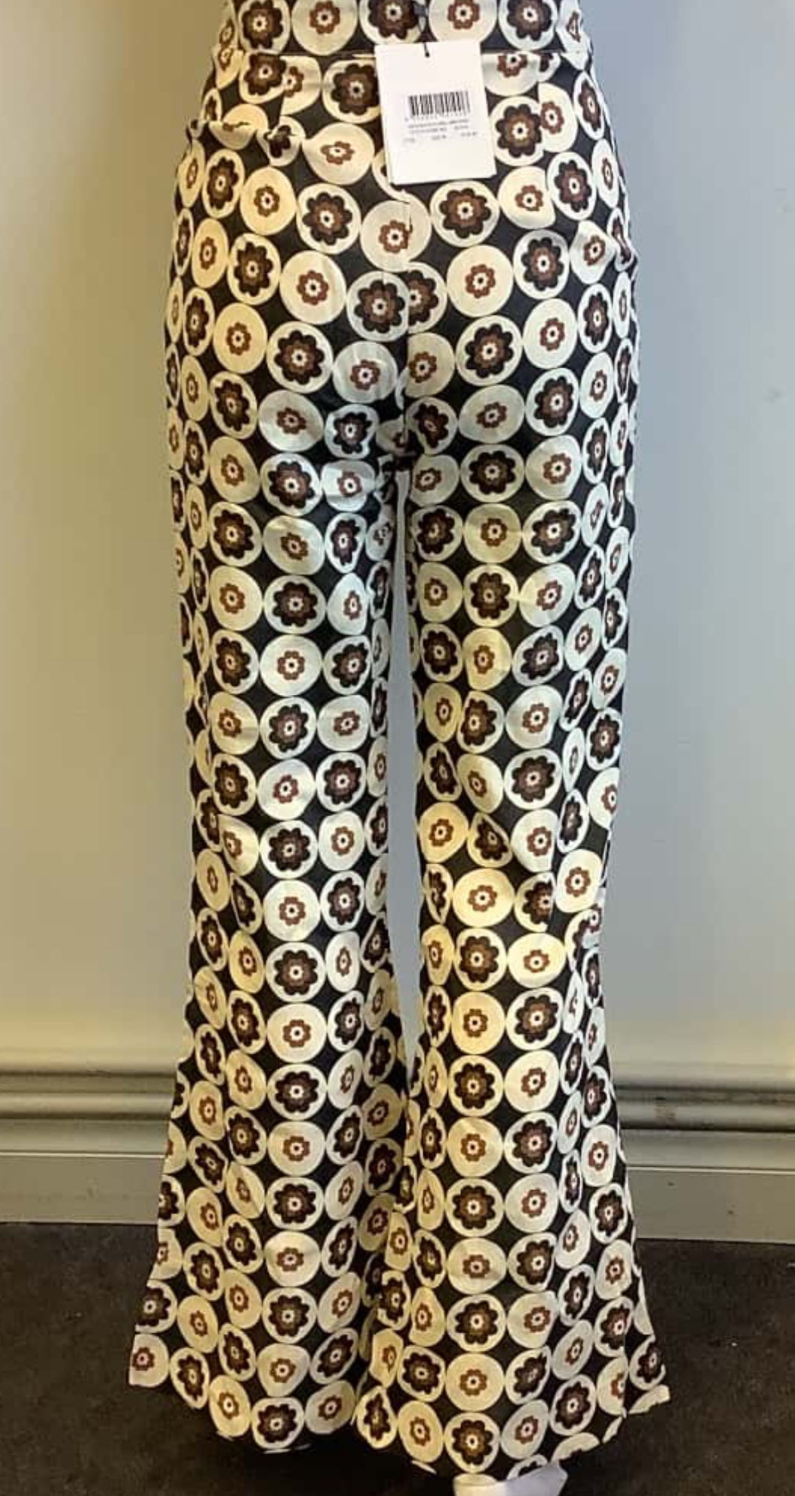 RRP $130 BNWT Dissh Women's Size 8 Dixon Black Floral Linen Pant Black