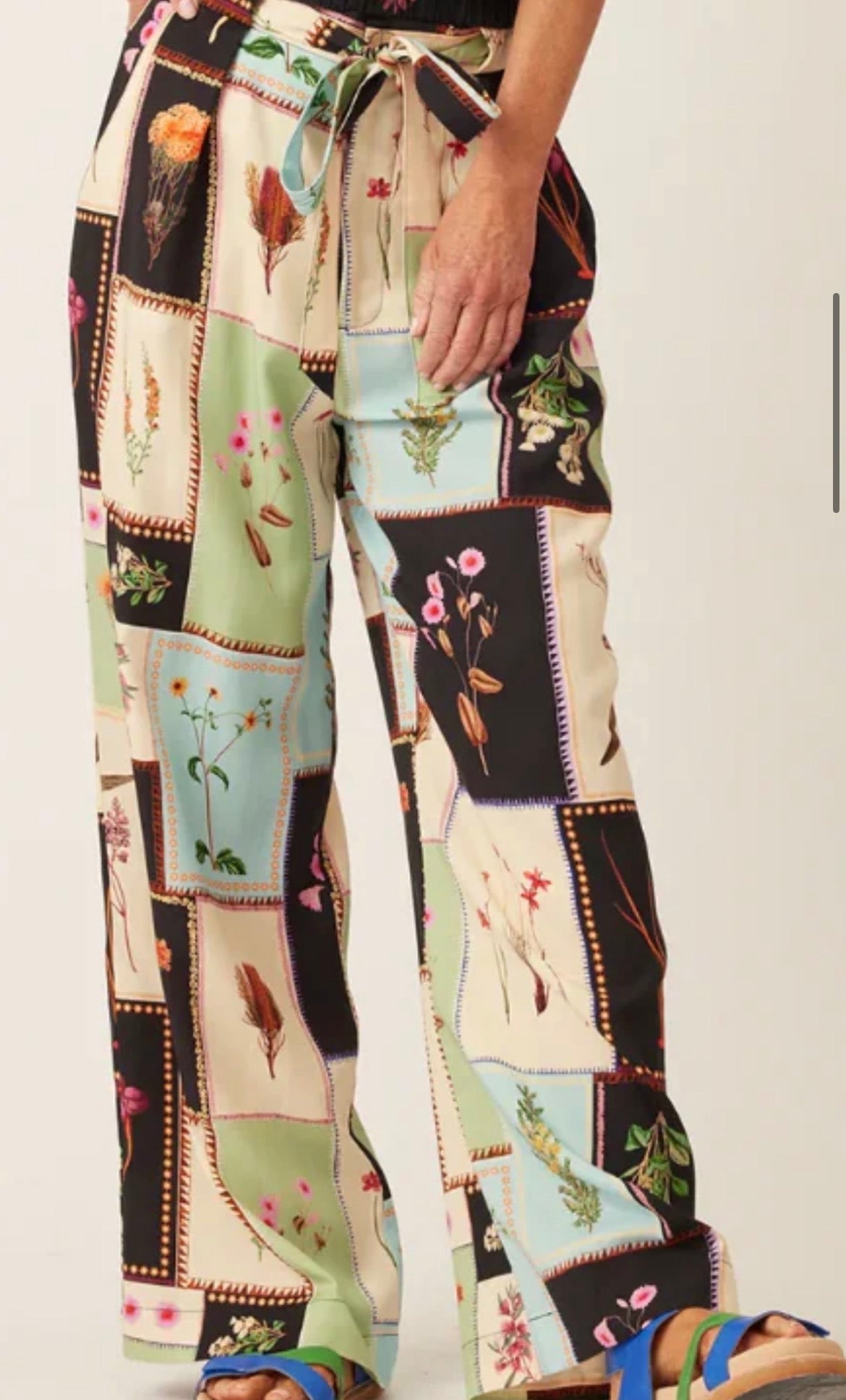 RRP $239 NANCYBIRD Pants. NEW without tags WITH POCKETS!