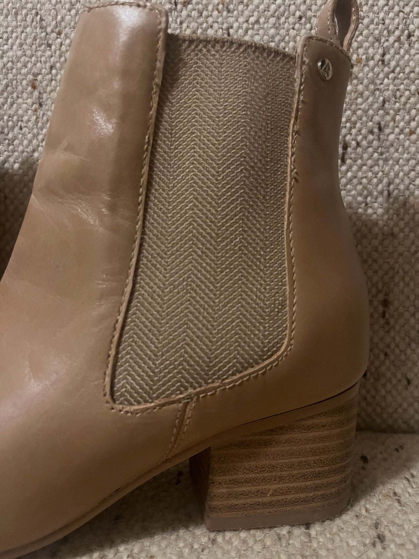RRP $329 Frankie 4  Shauna Blonde Boots :  Pre-loved