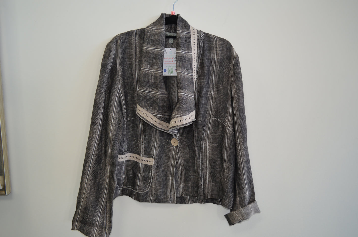 RRP$399 - OBI New Zealand Linen jacket size 10 - amazing top