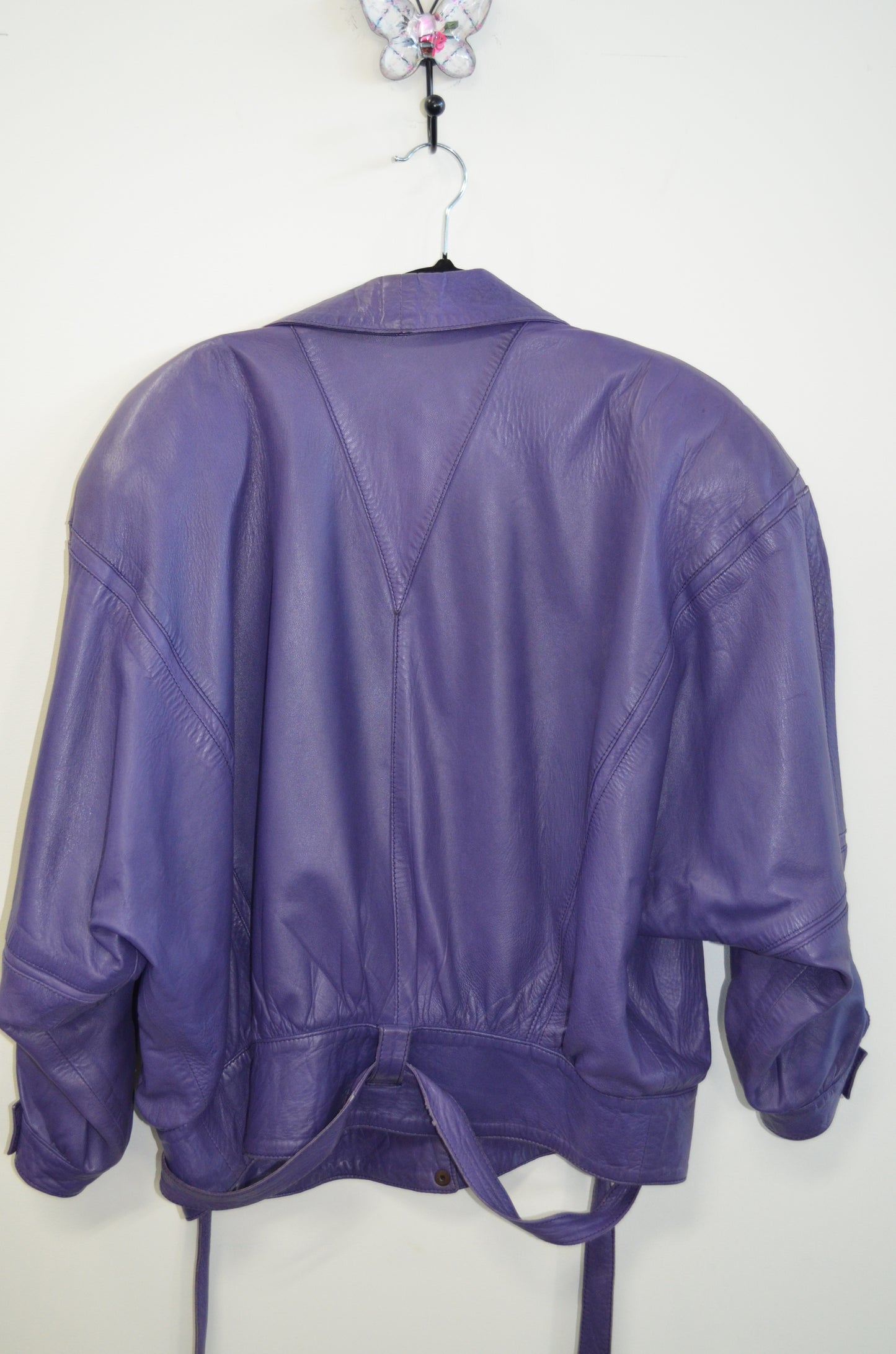 in 1975 cost $1000 VINTAGE Silver Fox Leather Suit - Size 10-12 - MAGIC!