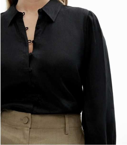 Black shirt